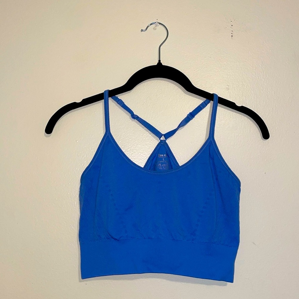 Pro Fit | Seamless Blue Sports Bra with Racerback Design